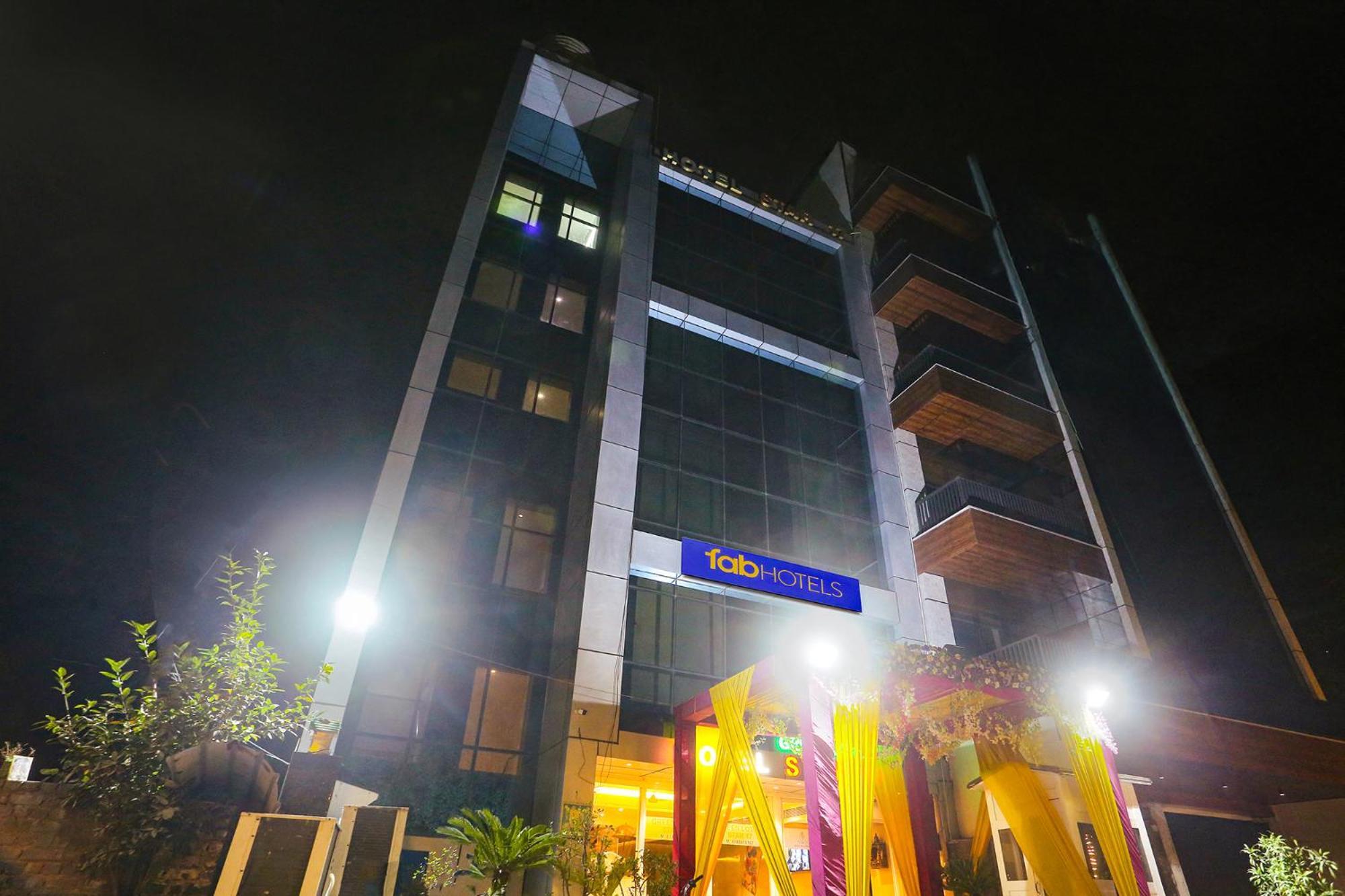 Fabhotel Prime Star 17 - Nr Yashobhoomi Convention Centre Delhi  Eksteriør billede